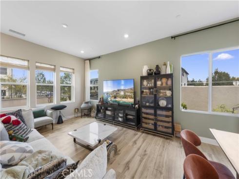 130  Yugen  , Irvine, CA