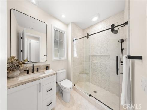 125  Prestigo  , Irvine, CA