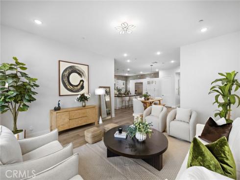 53  Lunar  , Irvine, CA