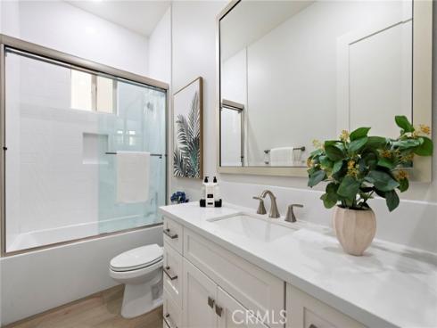 53  Lunar  , Irvine, CA