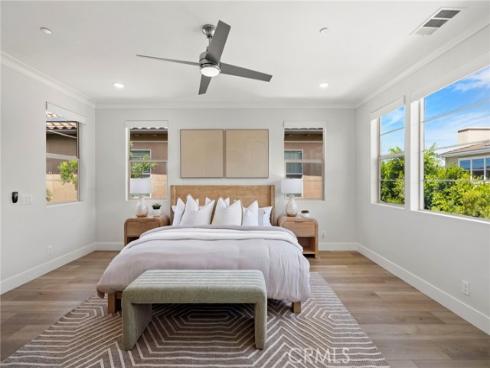 53  Lunar  , Irvine, CA