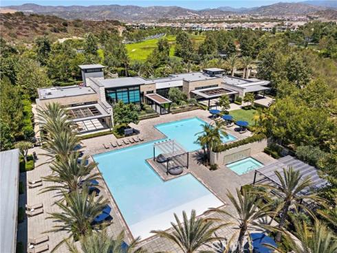 53  Lunar  , Irvine, CA