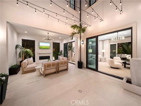 106  Coldwater  , Irvine, CA