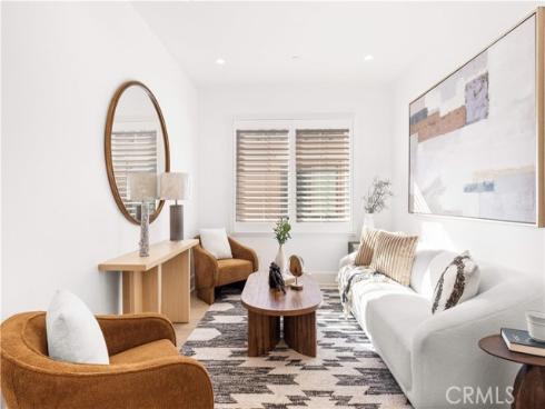 217  Piazza  , Irvine, CA