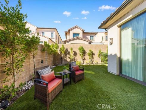 217  Piazza  , Irvine, CA