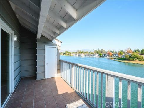 25  Lakeview  60 , Irvine, CA