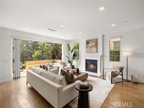 122  Catalonia  , Irvine, CA