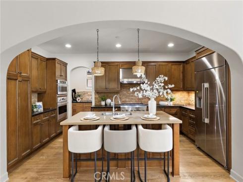 122  Catalonia  , Irvine, CA