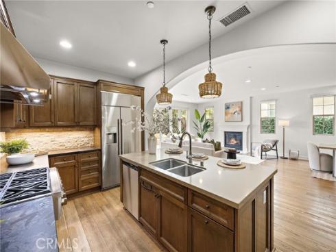 122  Catalonia  , Irvine, CA