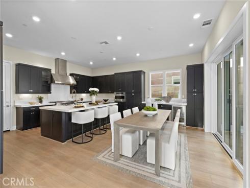 77  Pelican  , Irvine, CA