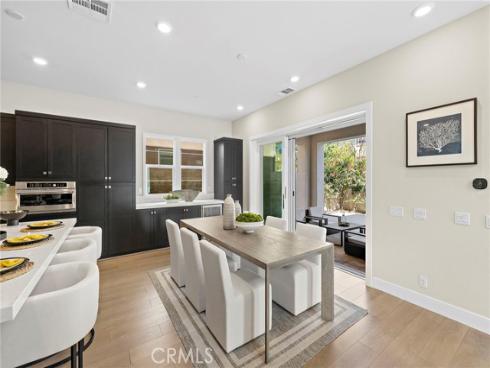 77  Pelican  , Irvine, CA