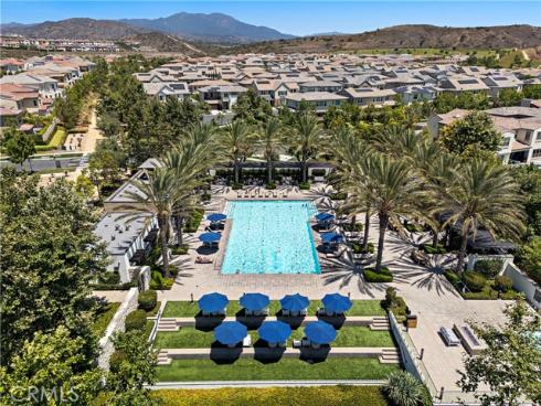 77  Pelican  , Irvine, CA