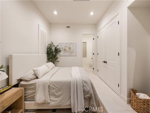 93  Parson Brown  , Irvine, CA