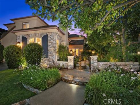36  Walnut Creek  , Irvine, CA