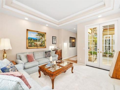 36  Walnut Creek  , Irvine, CA