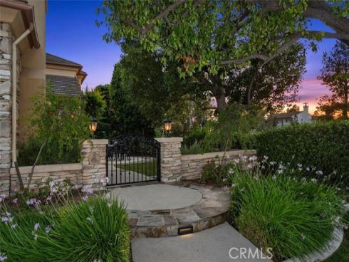 36  Walnut Creek  , Irvine, CA