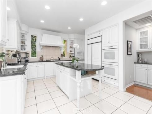 36  Walnut Creek  , Irvine, CA