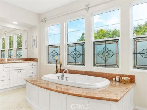 36  Walnut Creek  , Irvine, CA