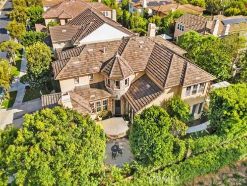 36  Walnut Creek  , Irvine, CA