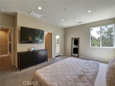 176  Novel  , Irvine, CA