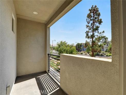 176  Novel  , Irvine, CA