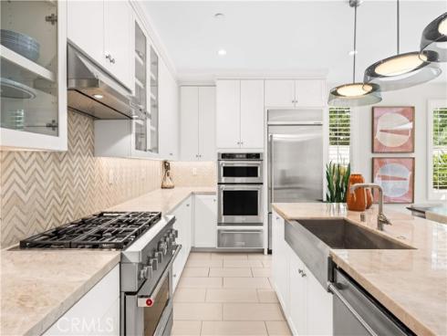 164  Villa Ridge  , Irvine, CA