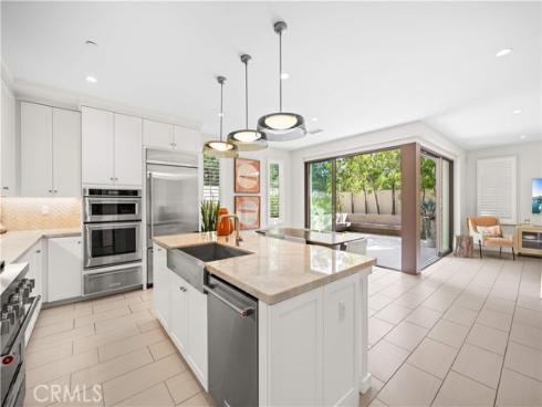 164  Villa Ridge  , Irvine, CA