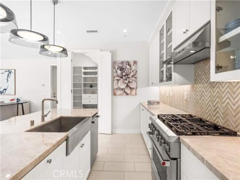 164  Villa Ridge  , Irvine, CA