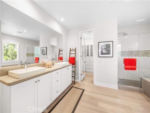 164  Villa Ridge  , Irvine, CA