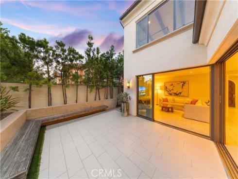 164  Villa Ridge  , Irvine, CA