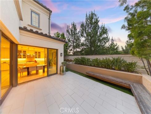 164  Villa Ridge  , Irvine, CA