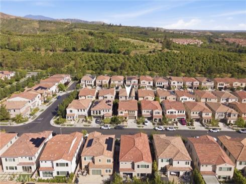 84  Rockinghorse  , Irvine, CA