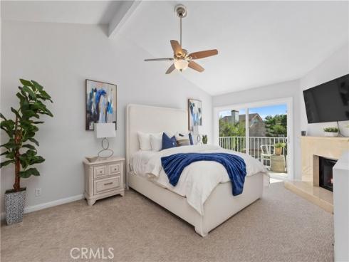31  Columbus  , Irvine, CA