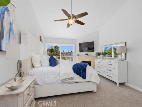 31  Columbus  , Irvine, CA