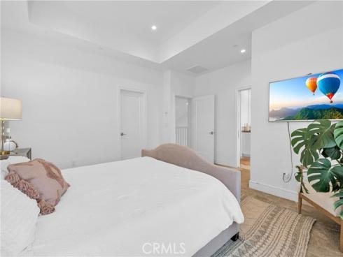 115  Halworth  , Irvine, CA