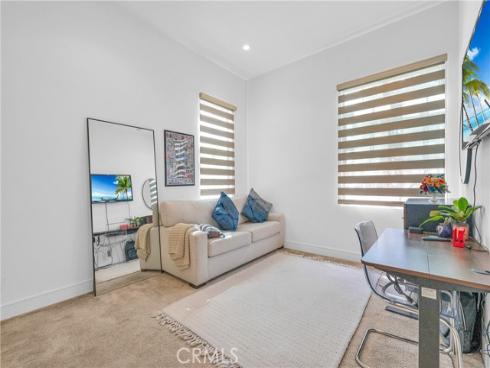 115  Halworth  , Irvine, CA