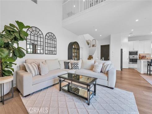 115  Halworth  , Irvine, CA