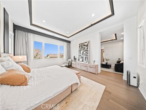 114  Interstellar  , Irvine, CA