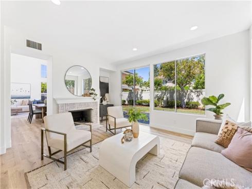 9  Figaro  , Irvine, CA