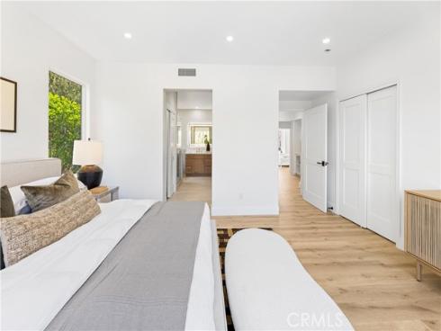 9  Figaro  , Irvine, CA