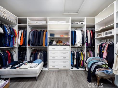 81  Ray  , Irvine, CA