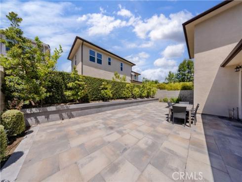 81  Ray  , Irvine, CA