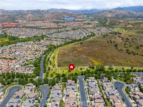 81  Ray  , Irvine, CA