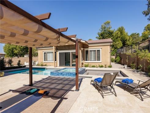 104  Shady Arbor  , Irvine, CA