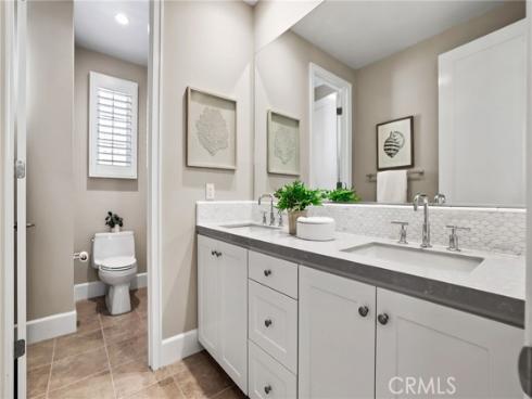 130  Donati  , Irvine, CA