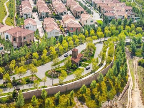 106  Albero  , Irvine, CA