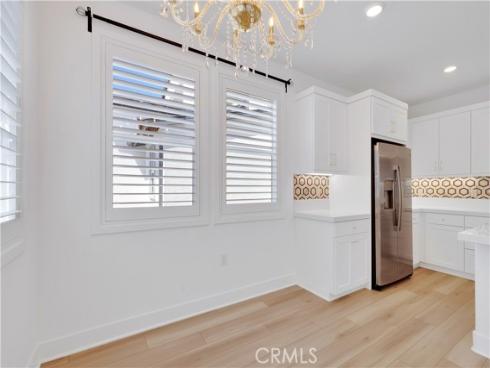 426  Lobata  , Irvine, CA