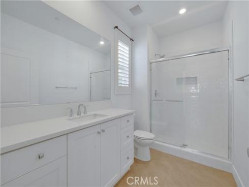 426  Lobata  , Irvine, CA