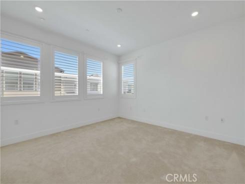 426  Lobata  , Irvine, CA