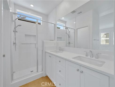 426  Lobata  , Irvine, CA